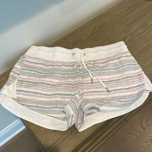 Athleta Beachside Bali Linen Shorts